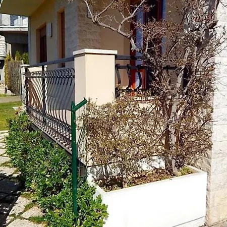 S166 - Sirolo, Nuovo Quadrilocale Completamente Accessoriato דירה סירולו